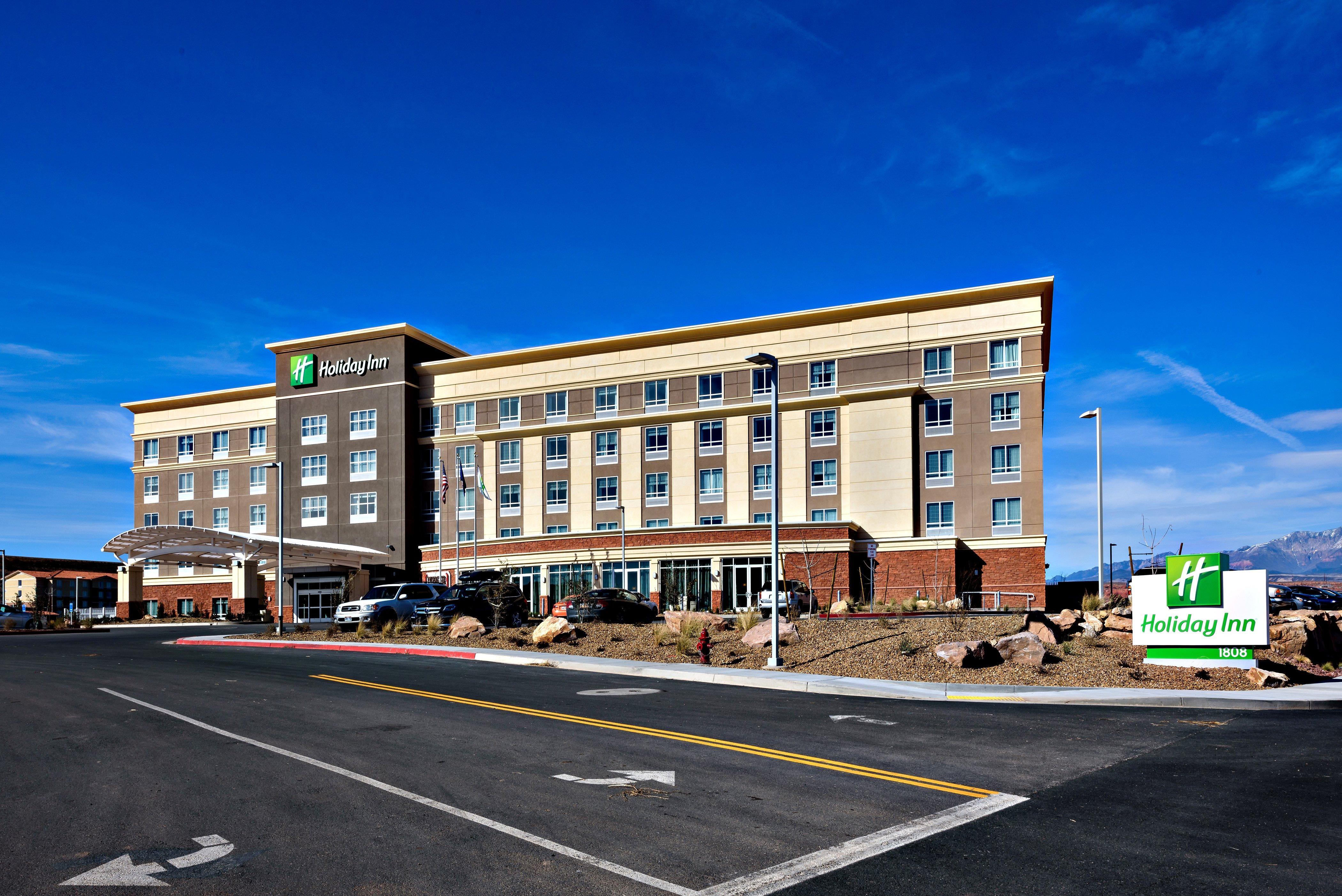 Holiday Inn St. George Convention Center, An Ihg Hotel Exterior photo